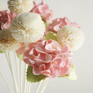 6 Fiore di carta di gelso ortensia rosa con fiore Echinop Sola con diffusore di canne per fragranza per la casa di Plawanature