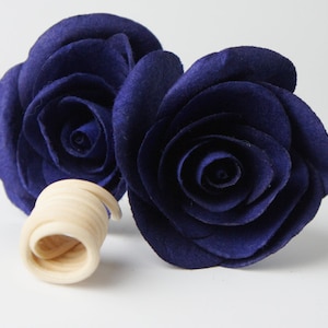 Romantico bouquet di fiori di carta di gelso rosa blu navy con diffusore di canna per la fragranza della casa. (2 Set) di PLawanature...