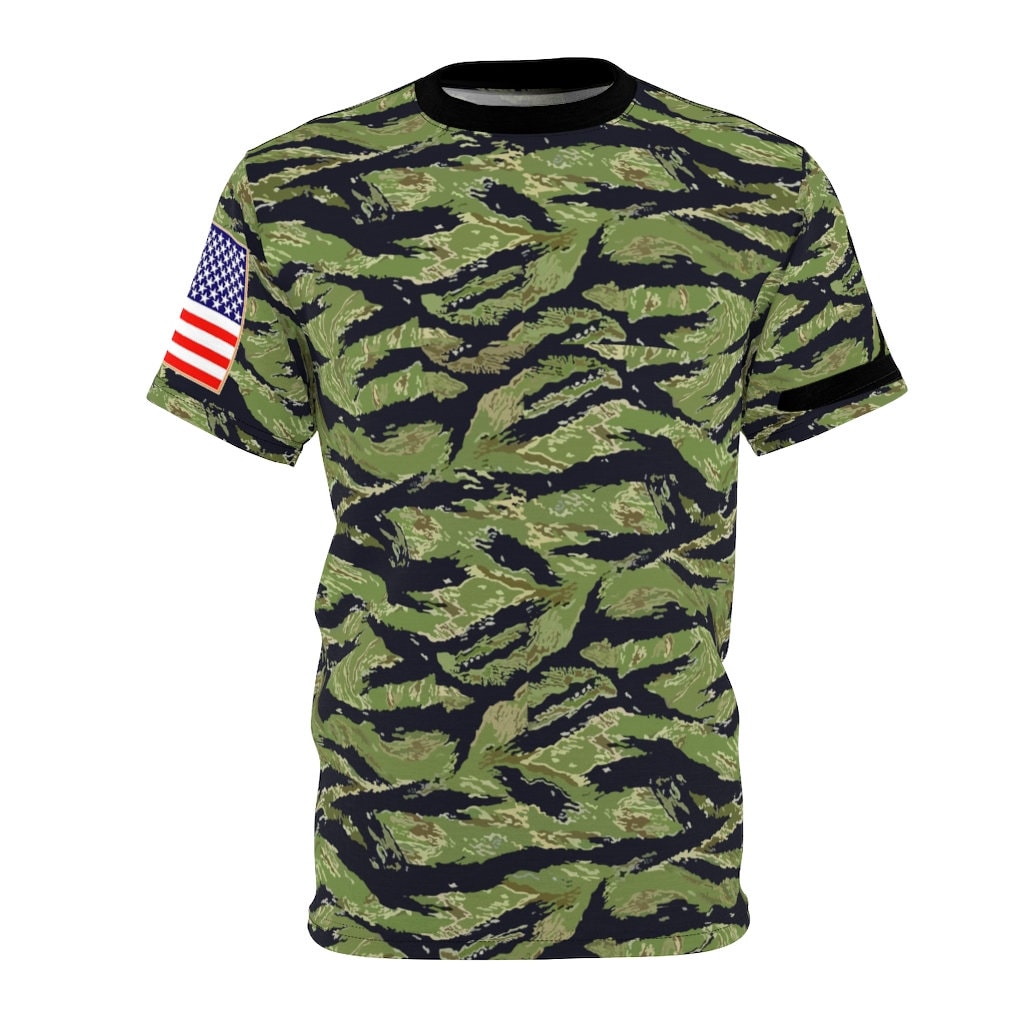 AppleID 　THEARTH 幕子　WING TIGER CAMO AOP - Army - Tiger Stripe Camo - Back W Surfer - Etsy