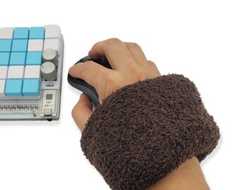 NEU! 30% mehr Füllung. Zierliche/Kleine Kuschelige Handgelenkbandage. Ideal für Tastatur, Laptop oder Maus als Stütze für Karpaltunnel und Knochensporn Relief.