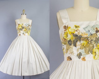 1950s Floral Cotton Dress/ XS (30B/23W)