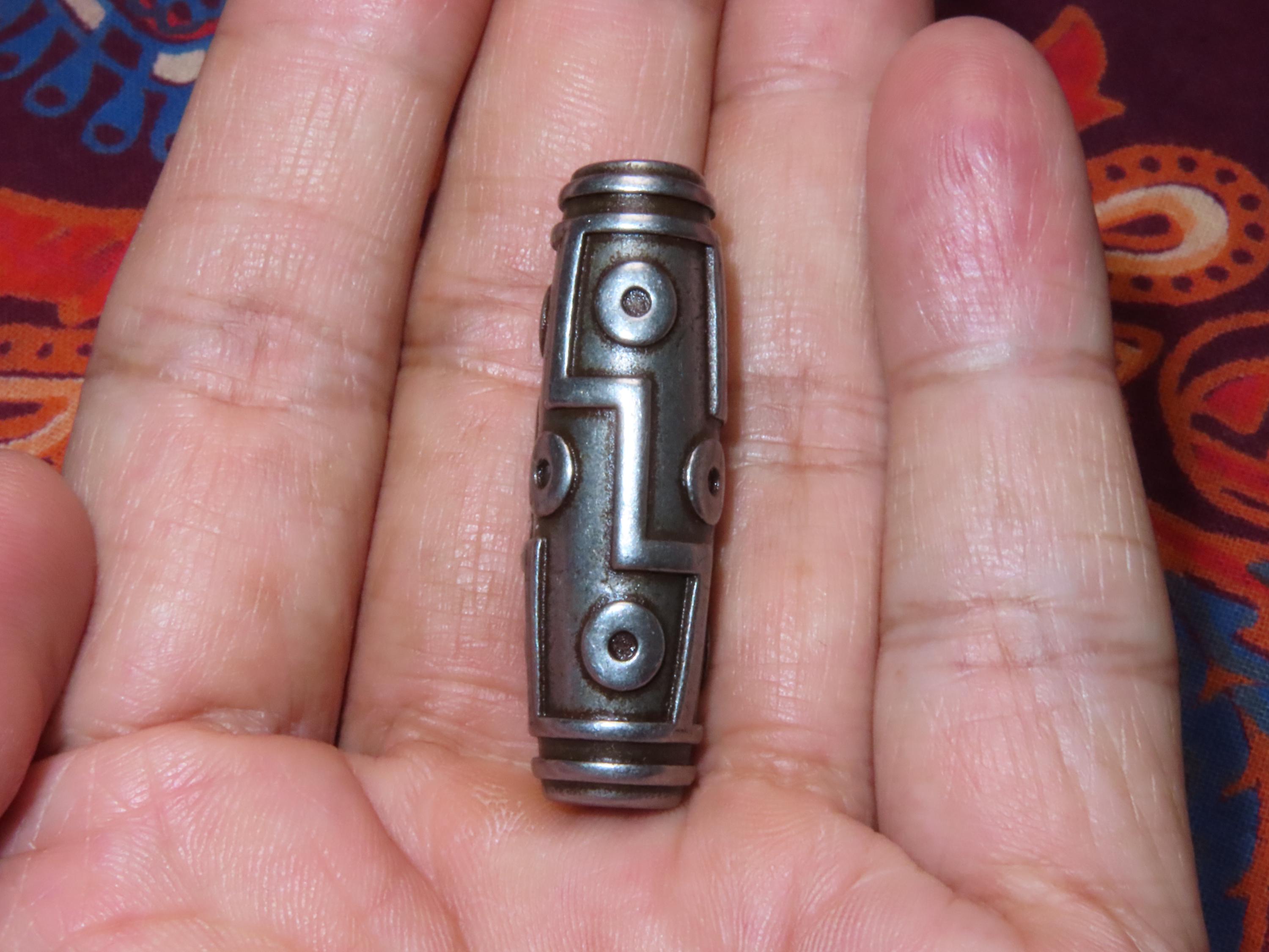 Nepal Tibet Buddhist Cold Iron Nine-eyed Dzi Thogchag Talisman