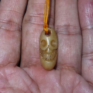 Nepal Tibet Buddhist Carved Citipati Skull Kapala Bone Ornament Pendant (y13)