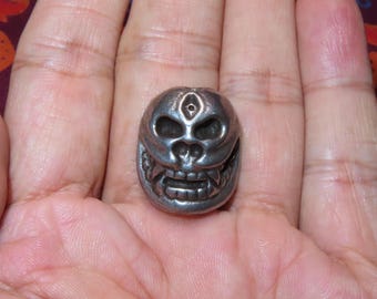 Nepal Tibet Buddhist Cold Iron Citipati Skull Mask Talisman Pendant (f4)