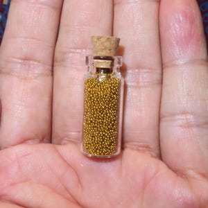 Nepal Tibet Buddhist Buddha Sakyamuni Gold Color Sarira Relics Strong Sub (e10)