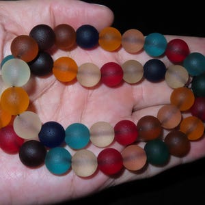 40x Nepal Tibet Runde Form mehrfarbige kostbare Liuli Glas Mala Gebetskette (r4)