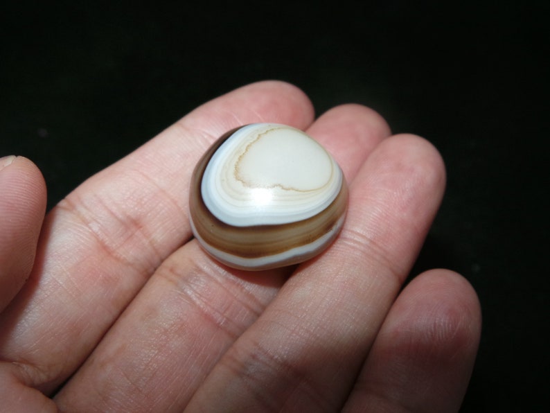 Beautiful Nepal Tibet Ethnic Brown Goat Eye Agate Cabochons Stone