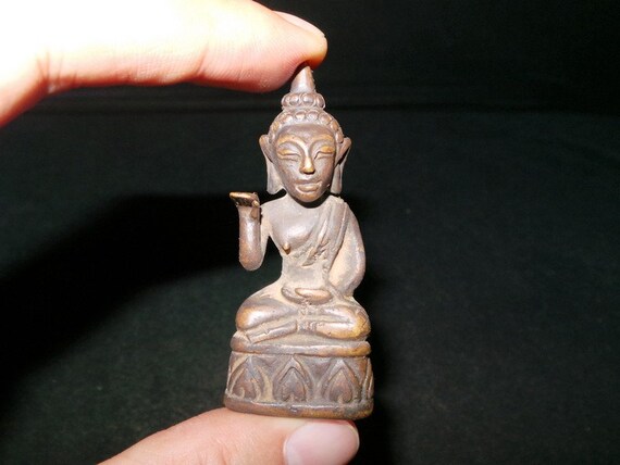 Figur Miniatur Buddha sitzend Bronze alt Dekoration Buddhistisches