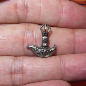 Nepal Tibet Buddhist Cold Iron Mini Vajra Kartika Knife Ornament Pendant (f9)