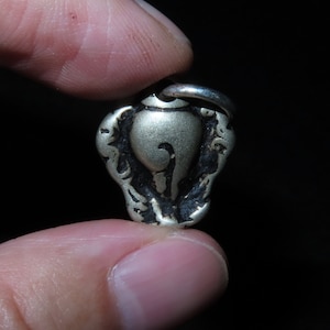 Nepal Tibet Buddhist Copper Mini Conch Image Talisman Ornament Pendant (g5)