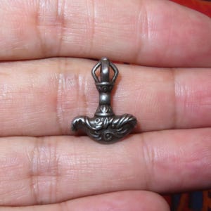 Nepal Tibet Buddhist Cold Iron Mini Vajra Kartika Knife Ornament Pendant (f7)