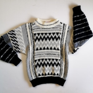 Vintage 80er Jahre Schwarz Weiss gestreifter grobstrick Pullover gestrickt, Made in Taiwan, SMALL/MEDIUM schwarz & weiss Missoni style Muster