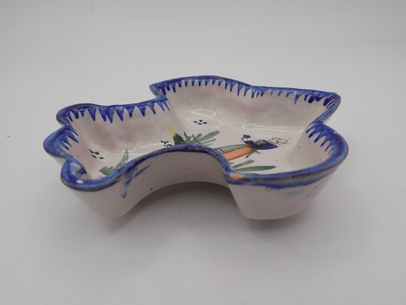 empty pocket handmade decor Quimper ceramics home gift gift idea ceramic vintage object vintage gift signed Henriot Quimper