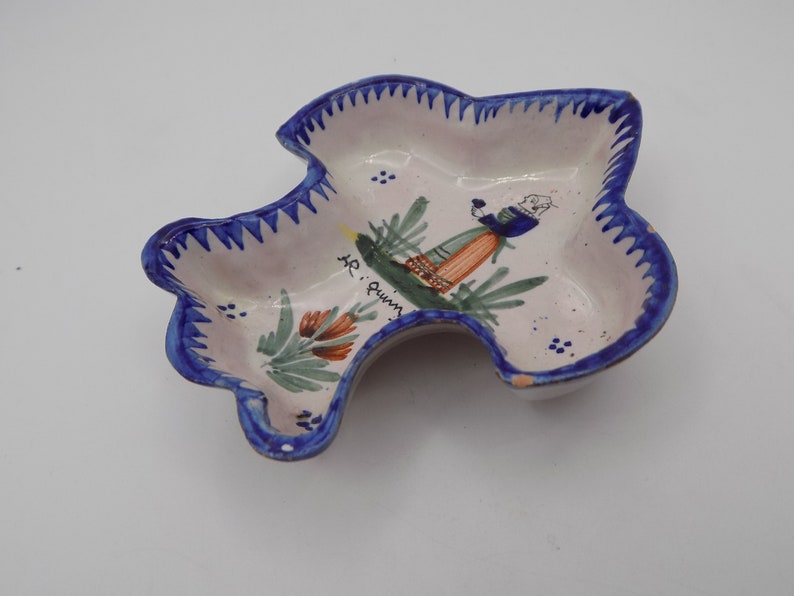 empty pocket handmade decor Quimper ceramics home gift gift idea ceramic vintage object vintage gift signed Henriot Quimper