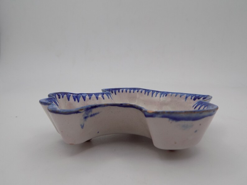 empty pocket handmade decor Quimper ceramics home gift gift idea ceramic vintage object vintage gift signed Henriot Quimper
