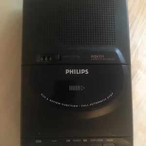 Vintage magnetophone, vintage object, vintage gift, Philips magnetophone, with its charger, decorative object