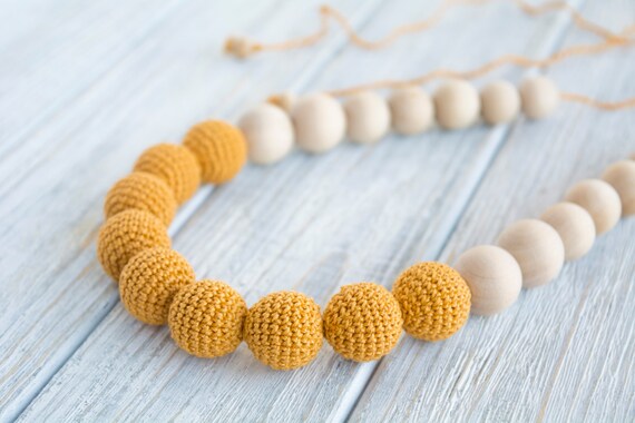 breastfeeding necklace for mom