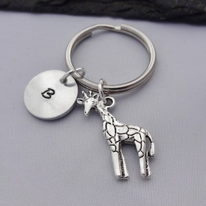 Initial Giraffe Keyring, Hand Stamped Keyring, Giraffe Keyring, Animal keyring, Charm Keyring, Keychain, Personalised Keyring, Giraffe Gifts