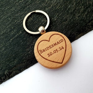 Llavero personalizado de dama de honor, regalo de madera grabado para despedida de soltera, llavero de dama de honor