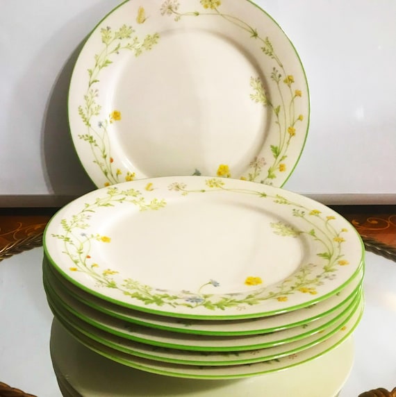 Noritake Ivory China Reverie Eight and One Fourth Inch Luncheon