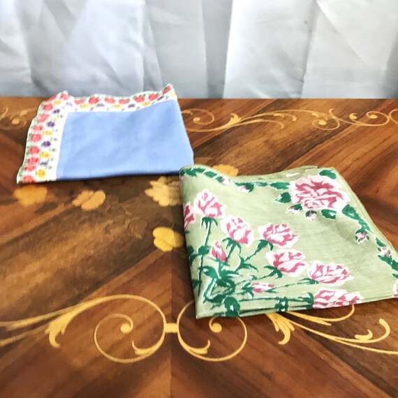 Two Vintage Handkerchiefs, Vintage Hankies, Flora… - image 5