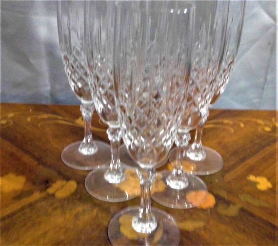 Eight Vintage Lead Crystal Footed Wine Glasses, Diamond and Ribs