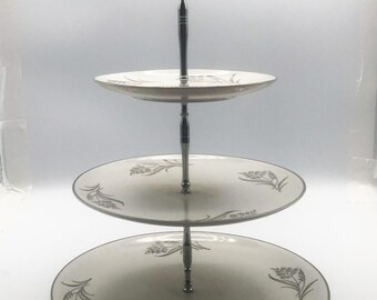 Vintage Royal Jackson Mid-Century Modern Three Tier Tidbit Tray
