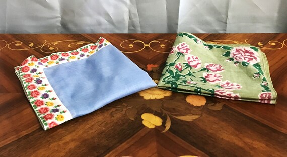 Two Vintage Handkerchiefs, Vintage Hankies, Flora… - image 3