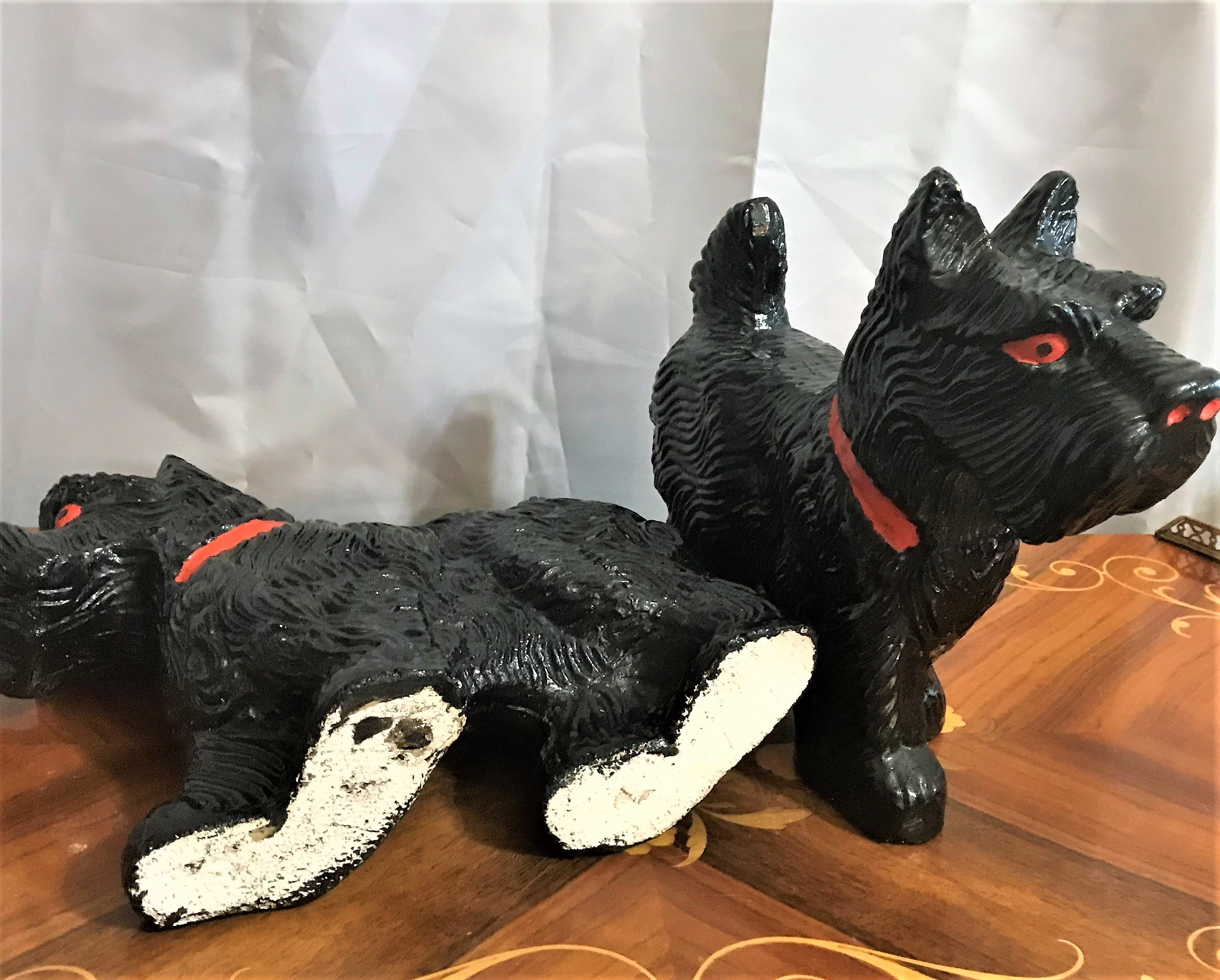 Vintage Scottish Terrier Figurines: Black Scottie Dog Pair, Home