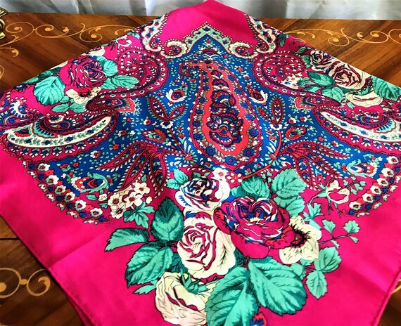 Vintage Women’s Scarf, Pure Silk Pink Paisley Hea… - image 10