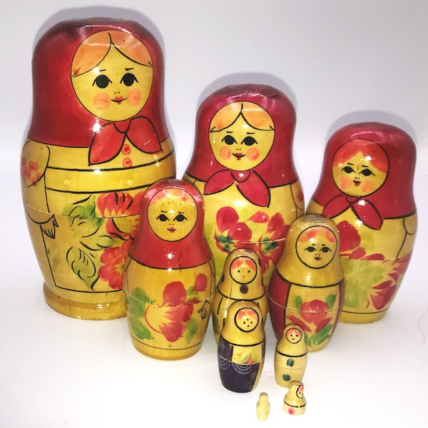 Vintage Russian Matryoshka Nesting Stacking Dolls Hand Painted Wood Set of 10