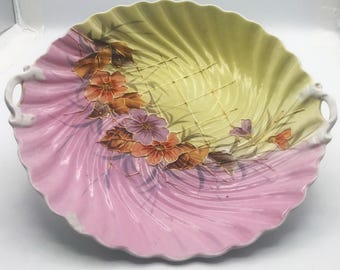 Antique Fine China Unmarked Serving Bowl with A Floral Decor, Home Decor, Porcelain, Collectible