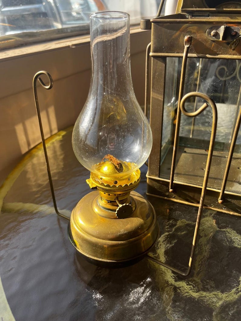 Vintage N R Neptune Brass Oil Lantern image 13
