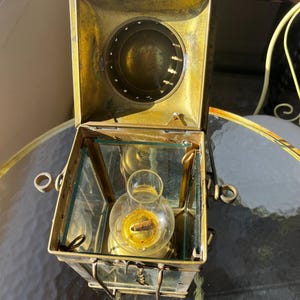 Vintage N R Neptune Brass Oil Lantern image 4