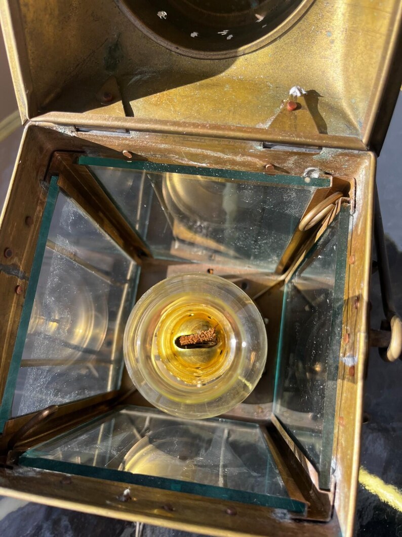 Vintage N R Neptune Brass Oil Lantern image 5