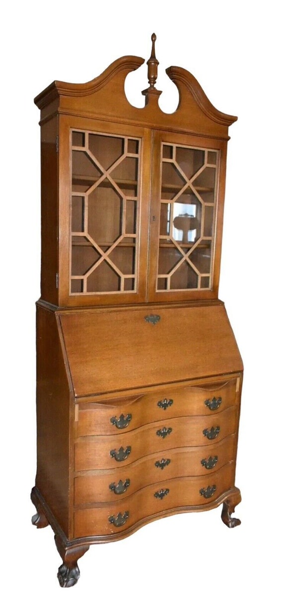 Vintage drop online front desk