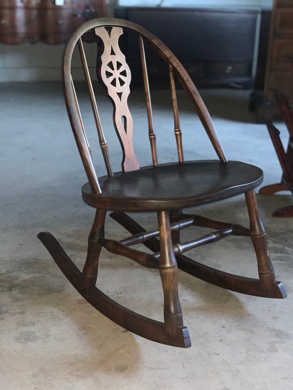 Antique Primitive Windsor Style Child S Rocker Rocking Etsy