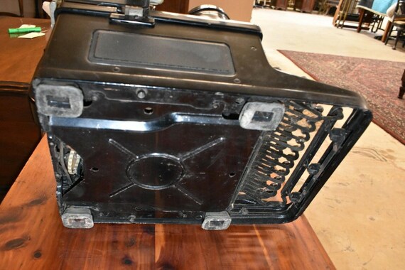 1930年代のアンティークロイヤルタイプライター - Etsy 日本