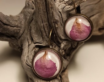 Rose petals - earrings with real rose petals, flower jewelry, real flowers in resin, resin jewelry