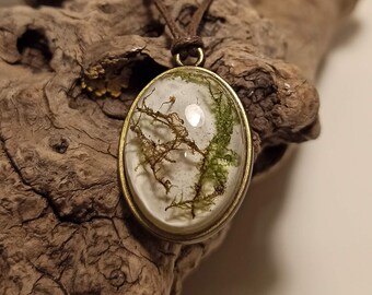 Moss - pendant with real moss, flower jewelry, real flowers in resin, resin jewelry