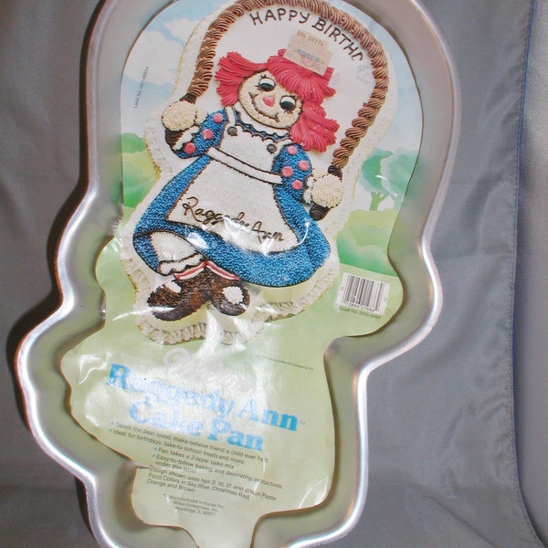 Wilton Raggedy Ann Doll Cake Pan with Insert - 1971 - Retired - Never Used.