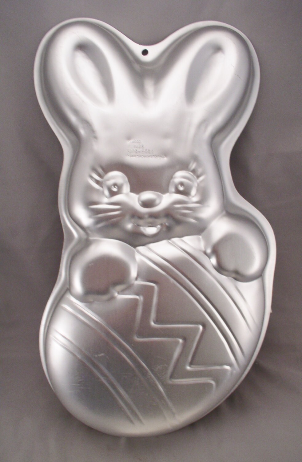 Wilton Peek-A-Boo Bunny Cake Pan with Instructions Easter | Etsy