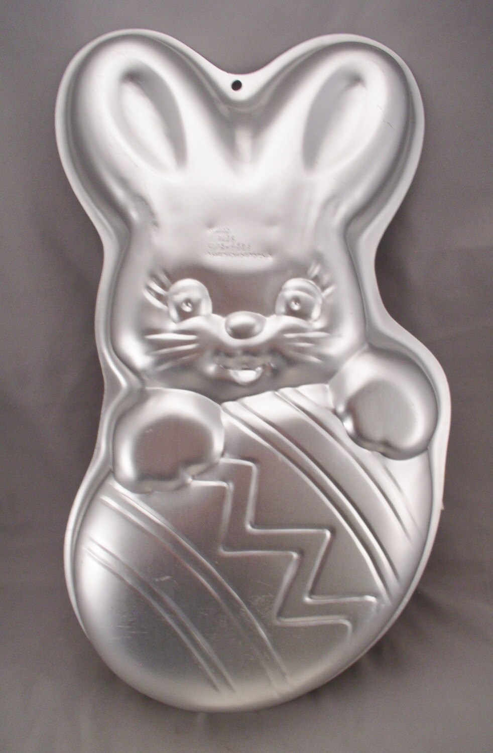 Wilton PeekABoo Bunny Cake Pan with Instructions Easter Etsy