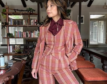 1970s Bobbie Brooks Dagger Collar Shirt, Blazeer, Vest, and Pant Suit