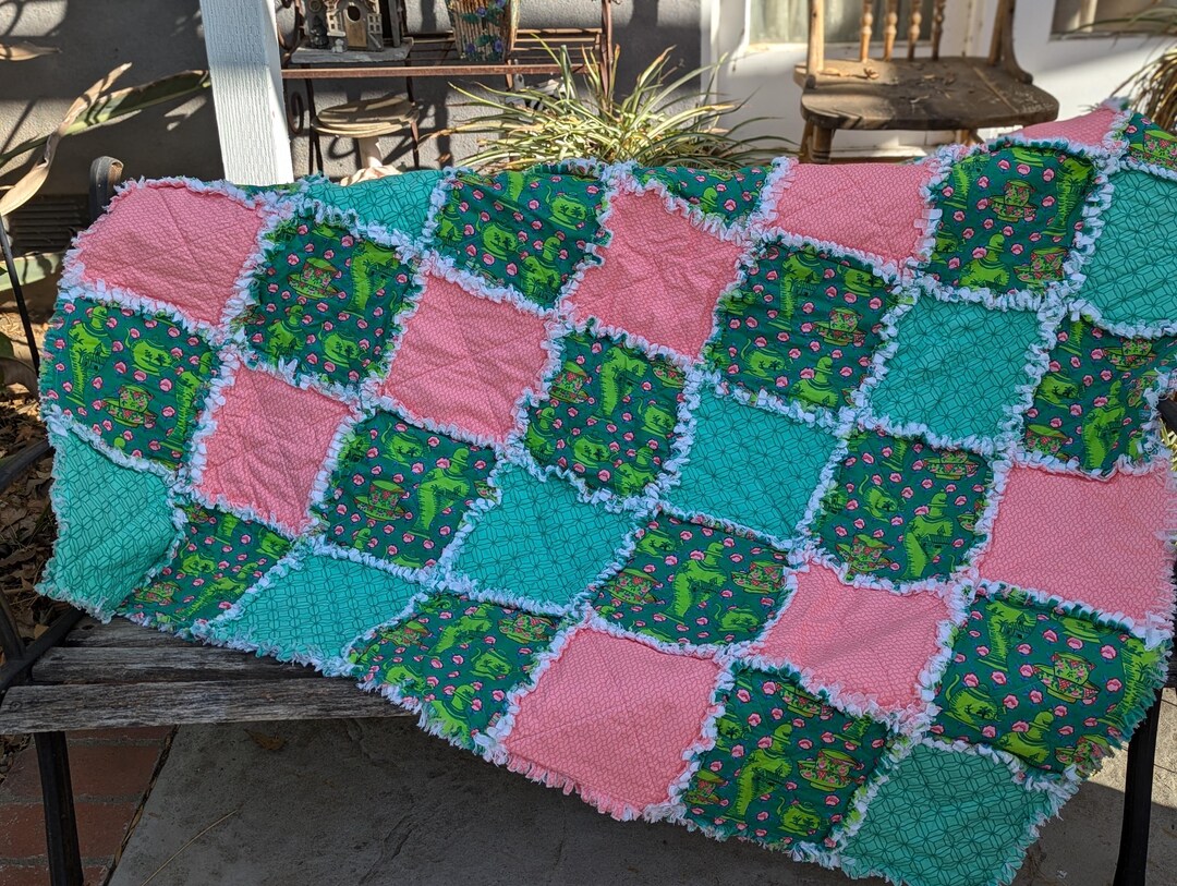 Lap Rag Quilt Rag Quilts for Sale, Quiet Time, Rag Lap Quilt, Handmade, Patchwork ...