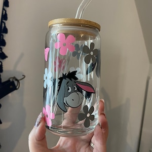 16 Unzen / 20 Unzen GLAS oder PLASTIK Eeyore | Winnie Puuh Tasse | Eeyore aus dem Märchen von Winnie Puuh | Winnie Puuh Becher | Pooh Bär | Eiskaffee