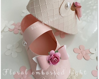 Embossed Shabby Chic set of 10 individual (no pairs)  paper shoes. Party table decor for you special event.