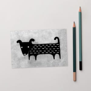 4 x 6 ART PRINT CARTE POSTALE Chien noir teckel art folklorique lunatique mignon animaux Art mural pendaison de crémaillère cadeau d'anniversaire pour amoureux des chiens original chiot noir