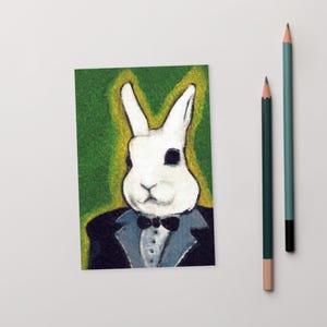 CARTE POSTALE IMPRESSION D'ART 4 x 6 Lapin blanc smoking art folklorique cadeau d'anniversaire Lapin mignon lunatique bizarre original pendaison de crémaillère drôle de printemps trouve