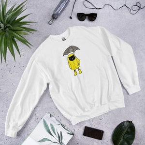 CLASSIC SWEATSHIRT Black Cat Crew Neck Sweater Folk Art Birthday Spring Rain Umbrella Housewarming Gifts Funny Shirts Gift Spring Rainy Day